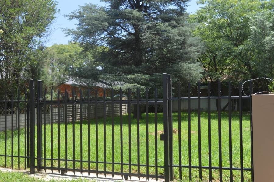 Commercial Property for Sale in Wilkoppies North West